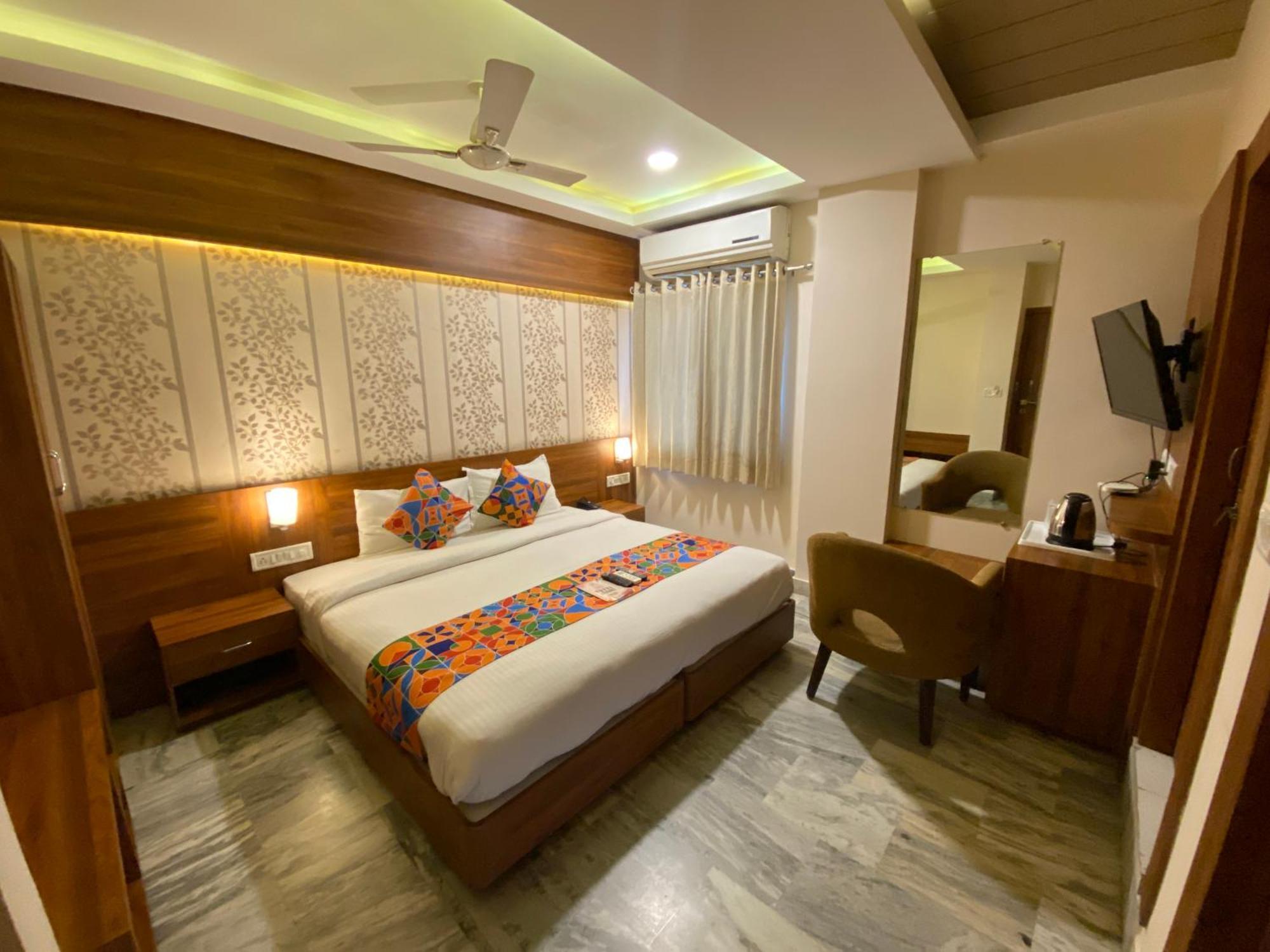 Hotel Damanis Удайпур Екстериор снимка